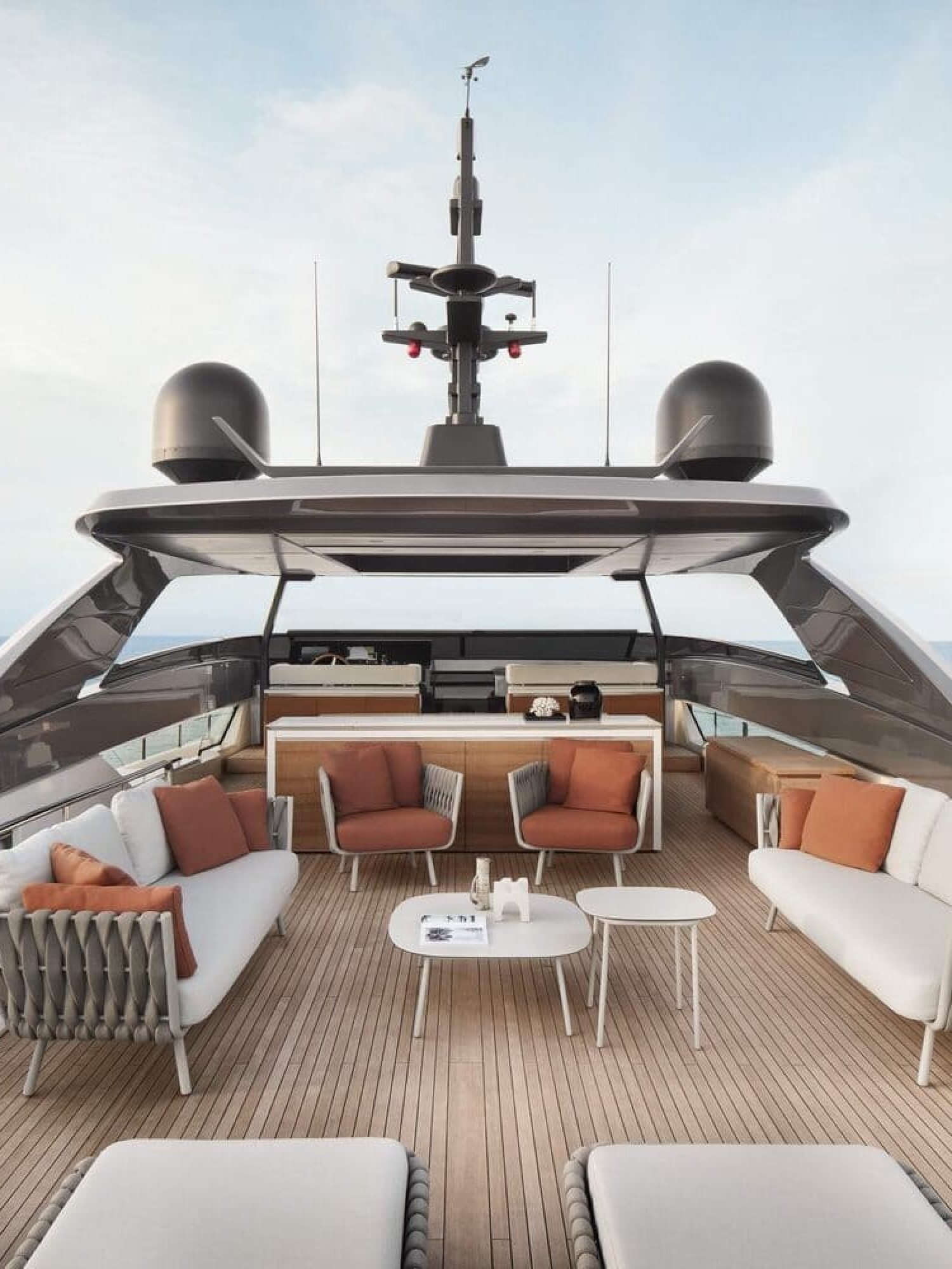 11-SL120A-758-Fly-02-_resize-1600x1313