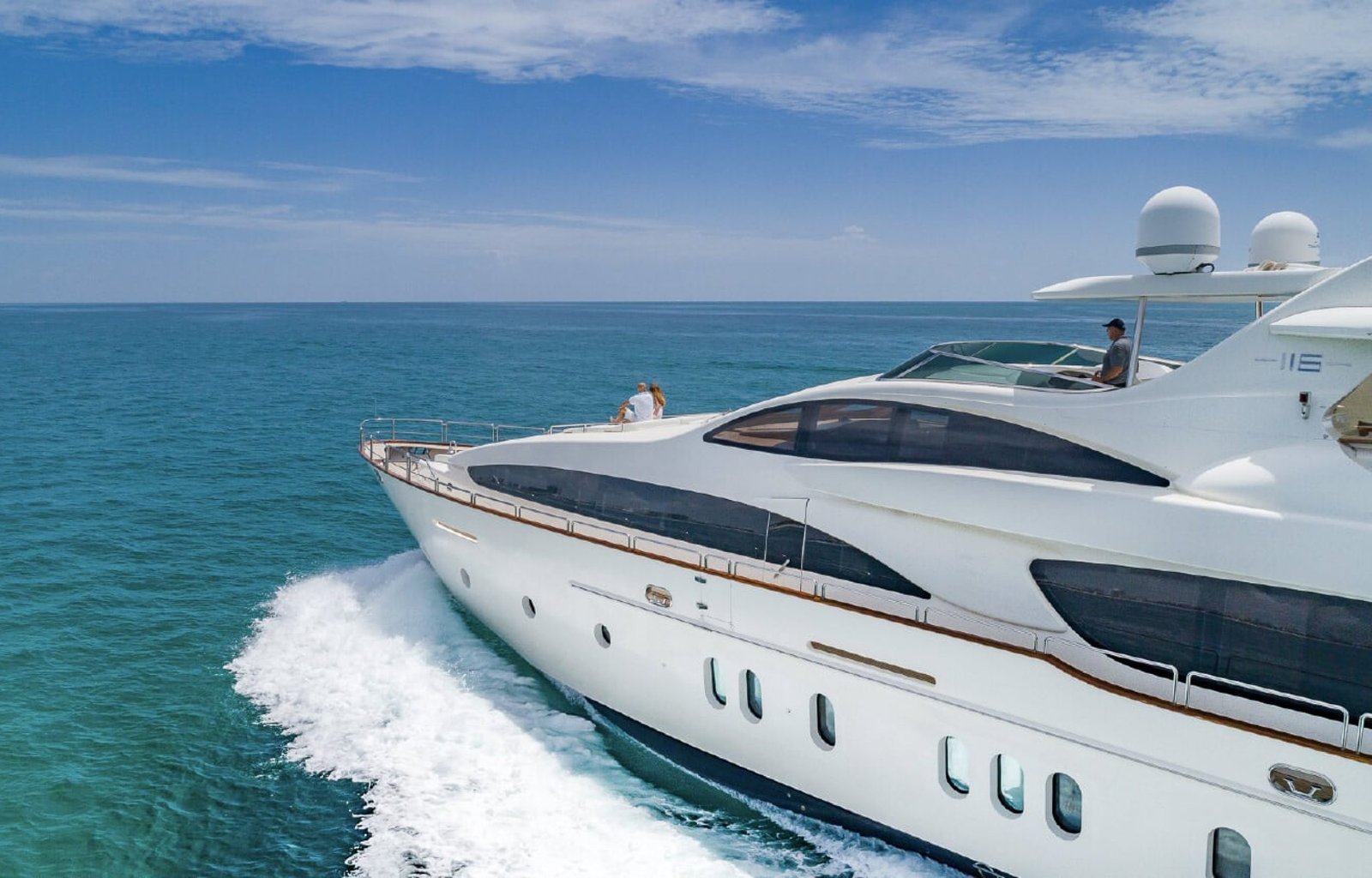 116-azimut-flybridge-3 (2)