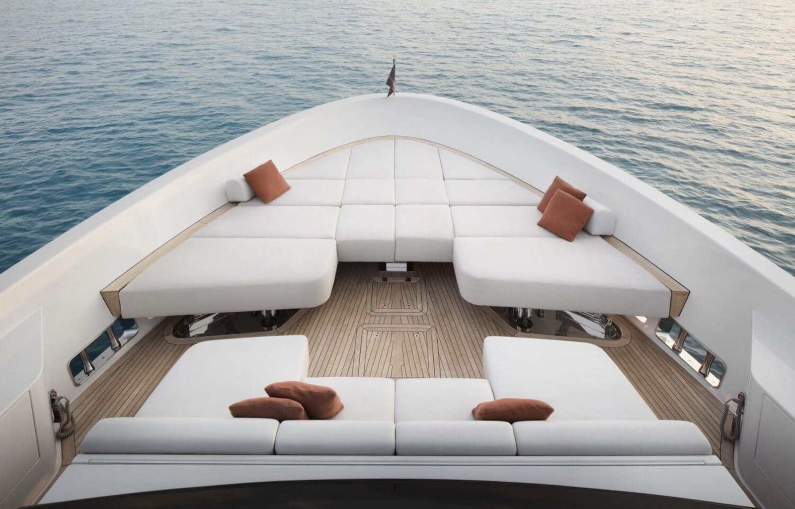 13-SL120A-758-Prua-01_resize-1600x1067