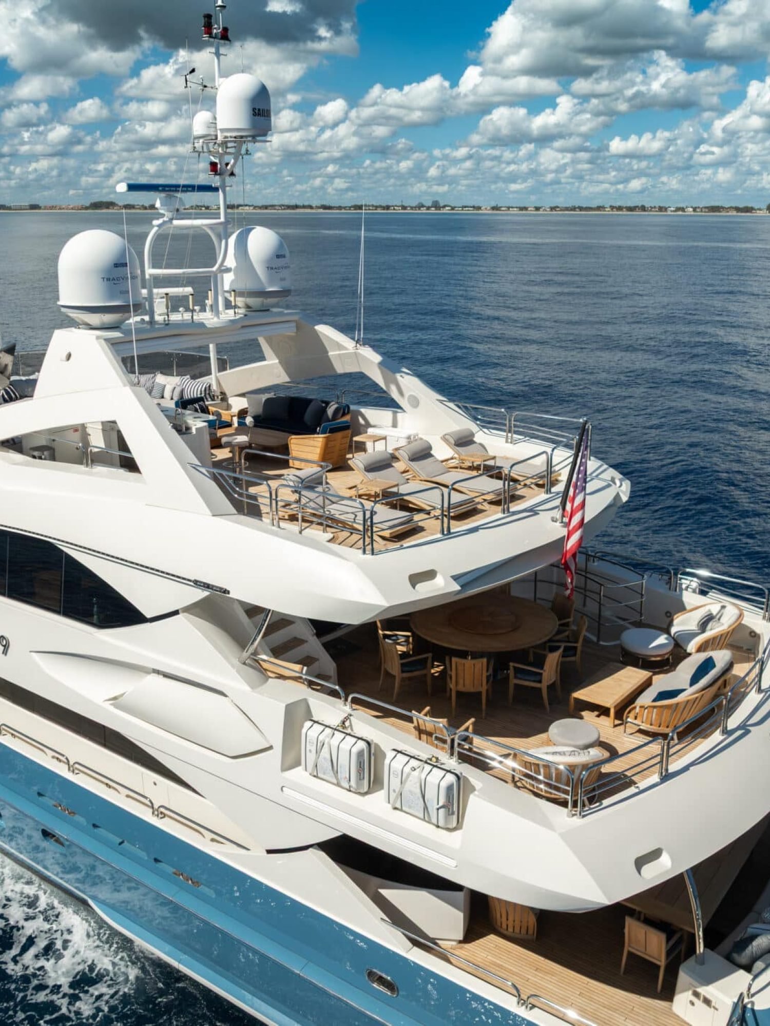 130' Sunseeker 'Natural 9' - DRONE_23