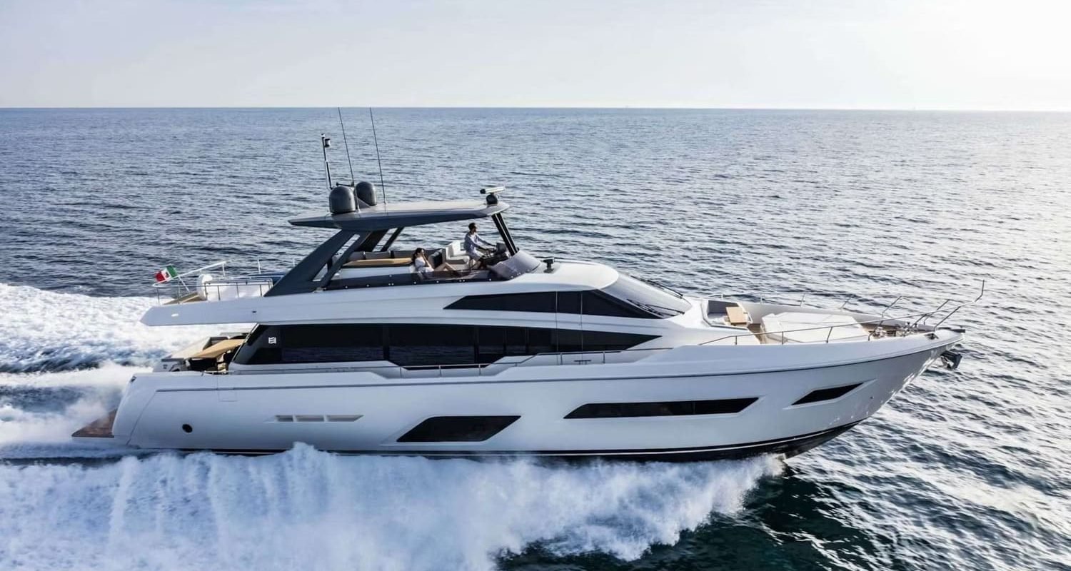 1733150961-ferretti-780-piccolino5_12_11zon