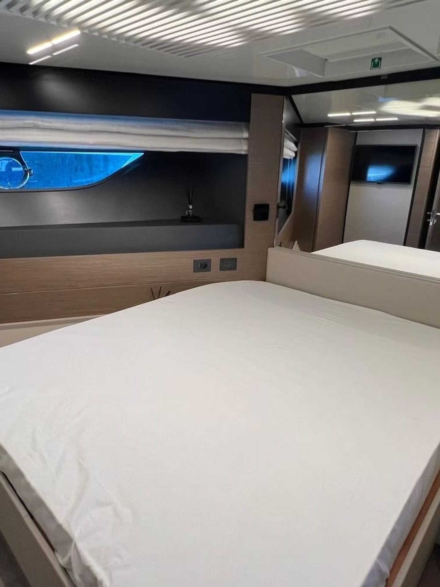 1733151052-whatsapp-image-2024-10-16-at-11-29-31-am-2_2_11zon