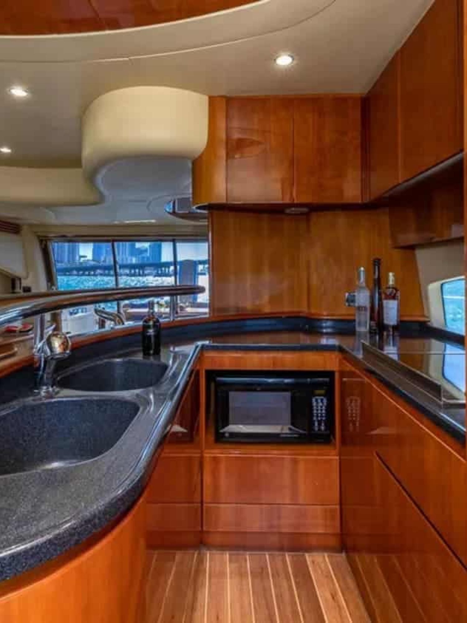 2007-azimut-62-flybridge-power-9525941-20240829174347097-1_XLARGE