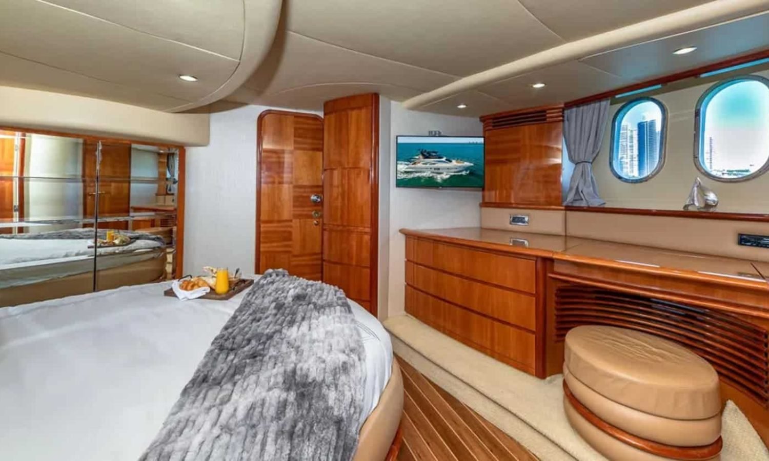 2007-azimut-62-flybridge-power-9525941-20240829174350994-1_XLARGE