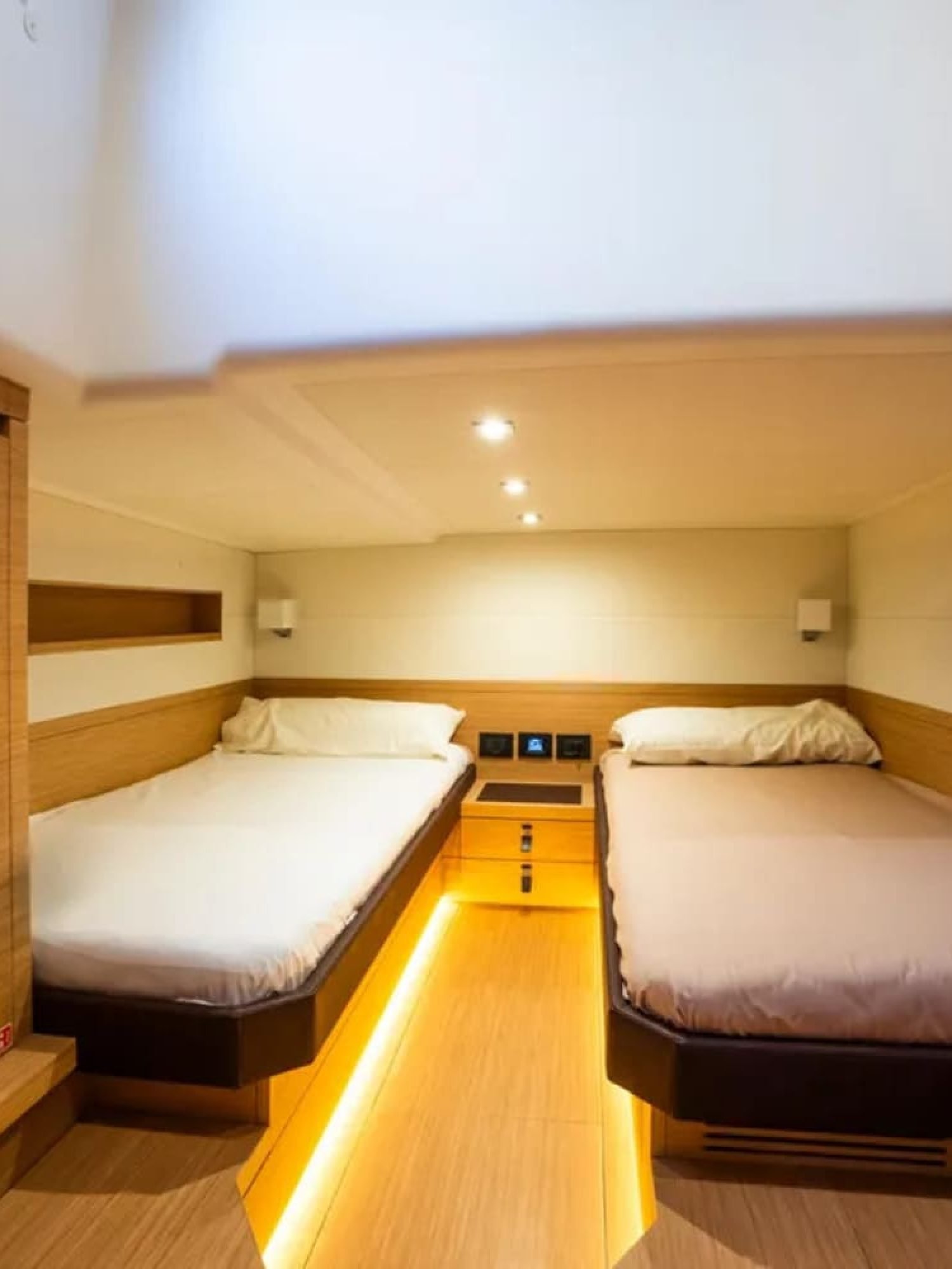 2022-pardo-yachts-50-power-9434734-20240712070850257-1_XLARGE