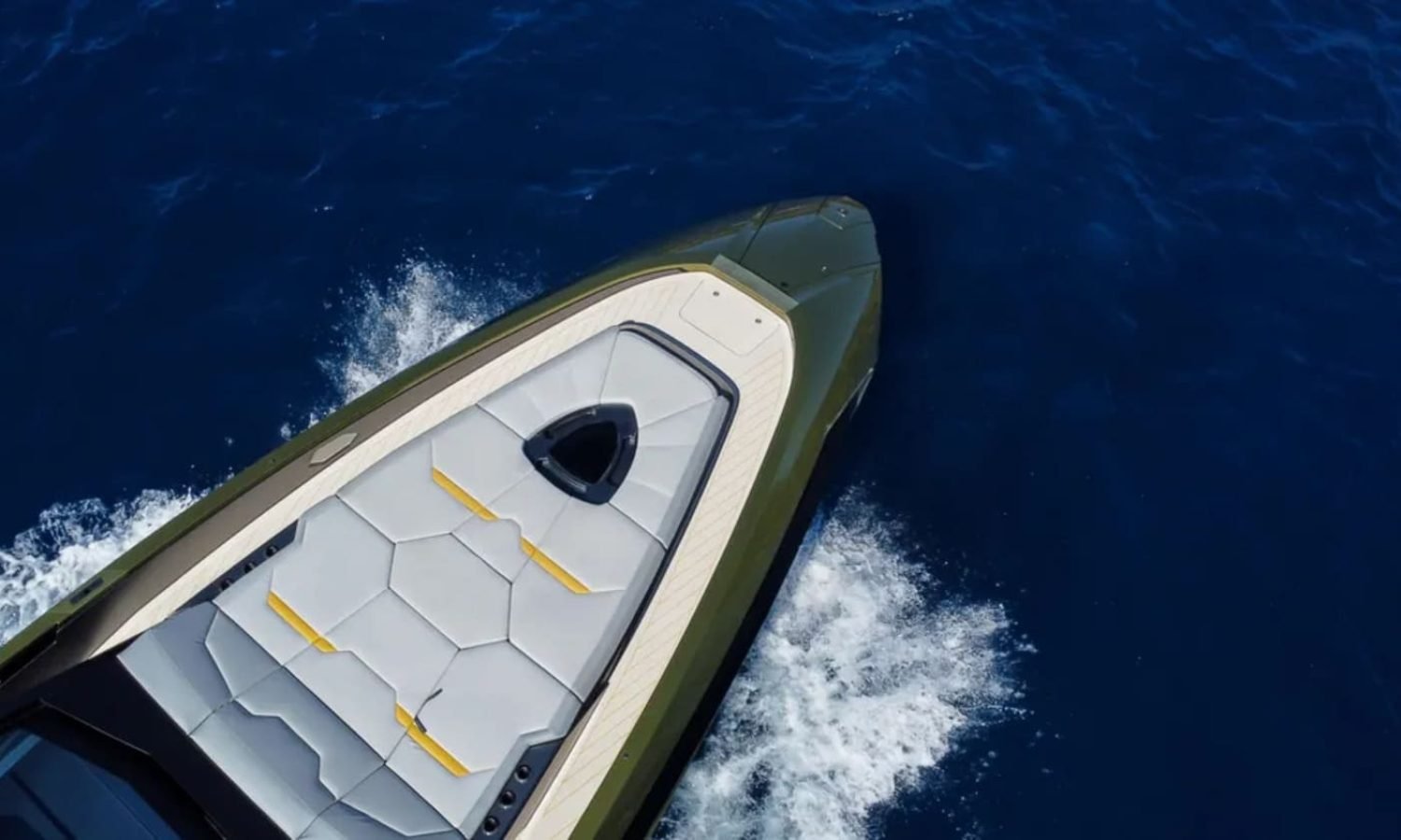 BUY OR SALE 20 Aerial view of the front deck of the yacht, highlighting its streamlined structure.