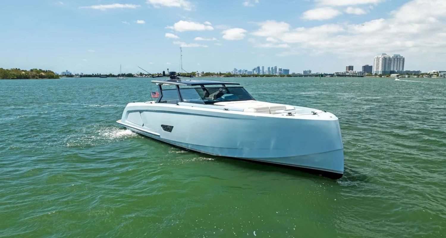 2022-vanquish-yachts-vq58-power-9367094-20240426050658940-1_XLARGE