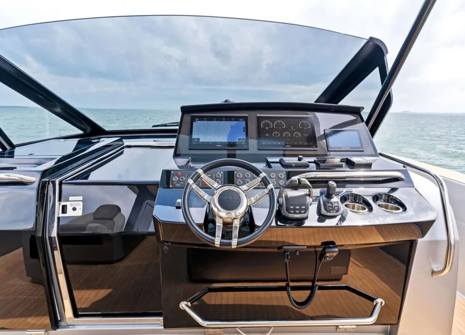 2023-pardo-yachts-50-power-9380558-20240528073324897-1_XLARGE