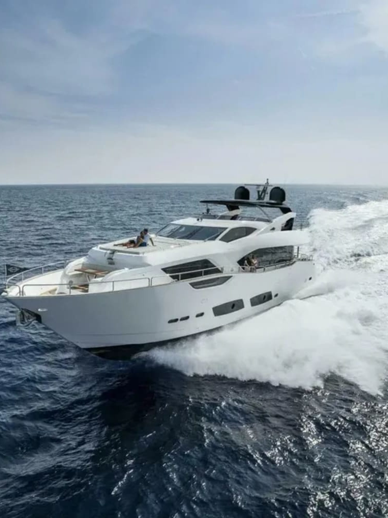 2025-sunseeker-95-yacht-power-9647231-972384051-0-040120250404-2