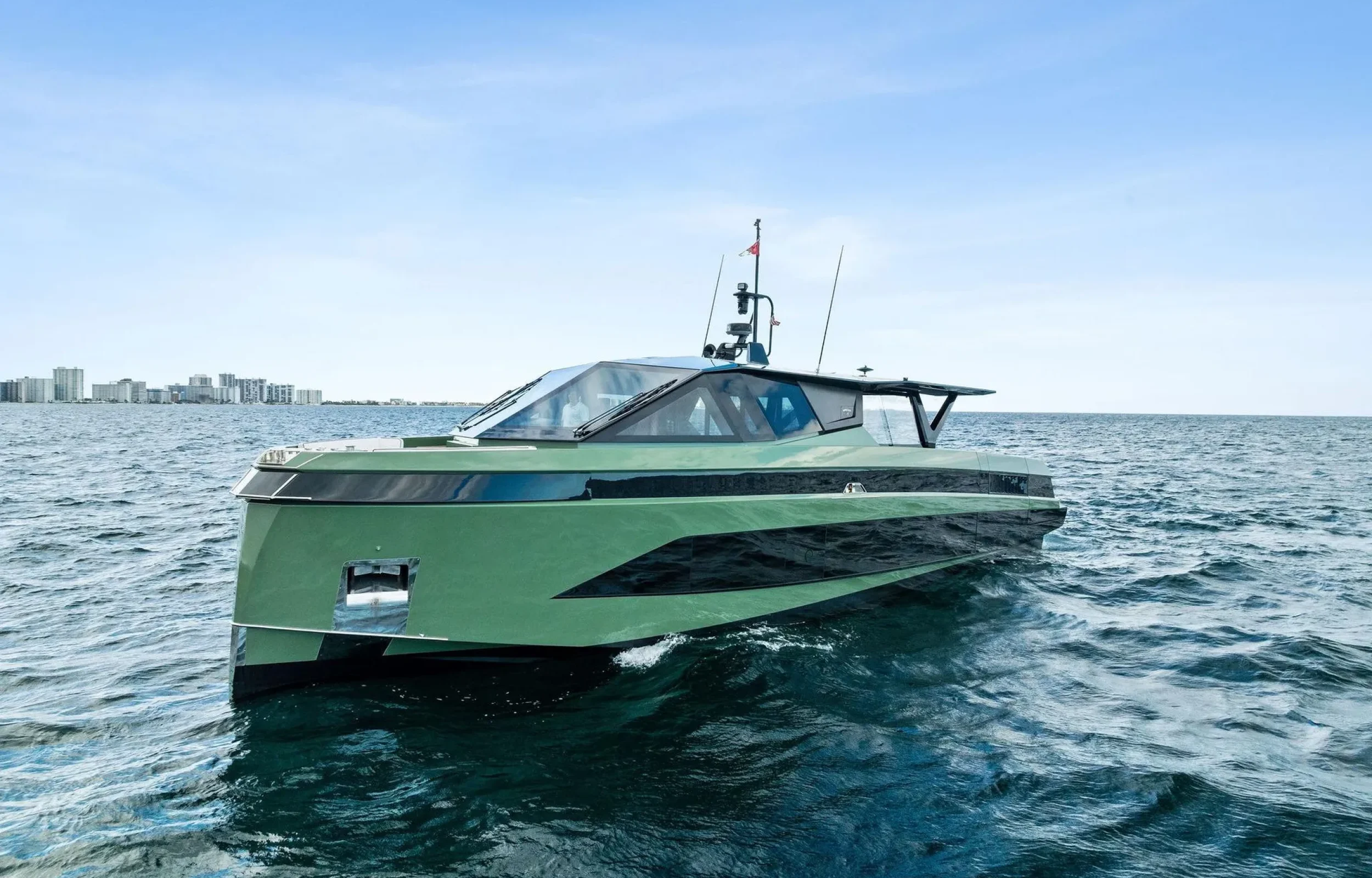 2025-wally-wallytender-100-power-9890041-20251006101217499-3