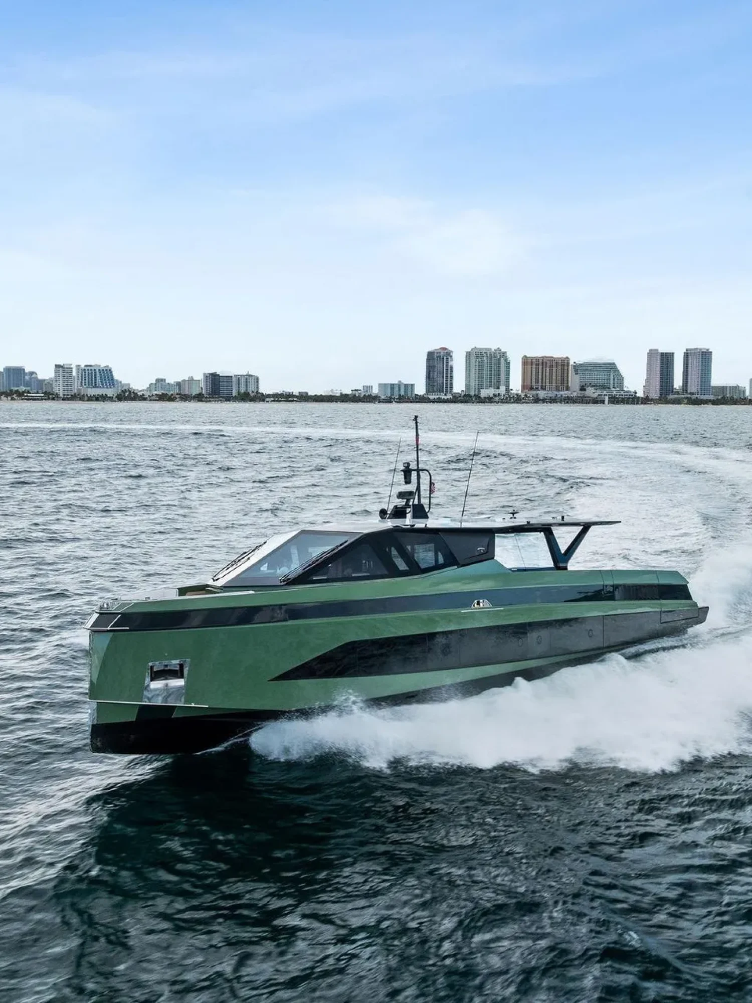 2025-wally-wallytender-100-power-9890041-20251006101219471-3