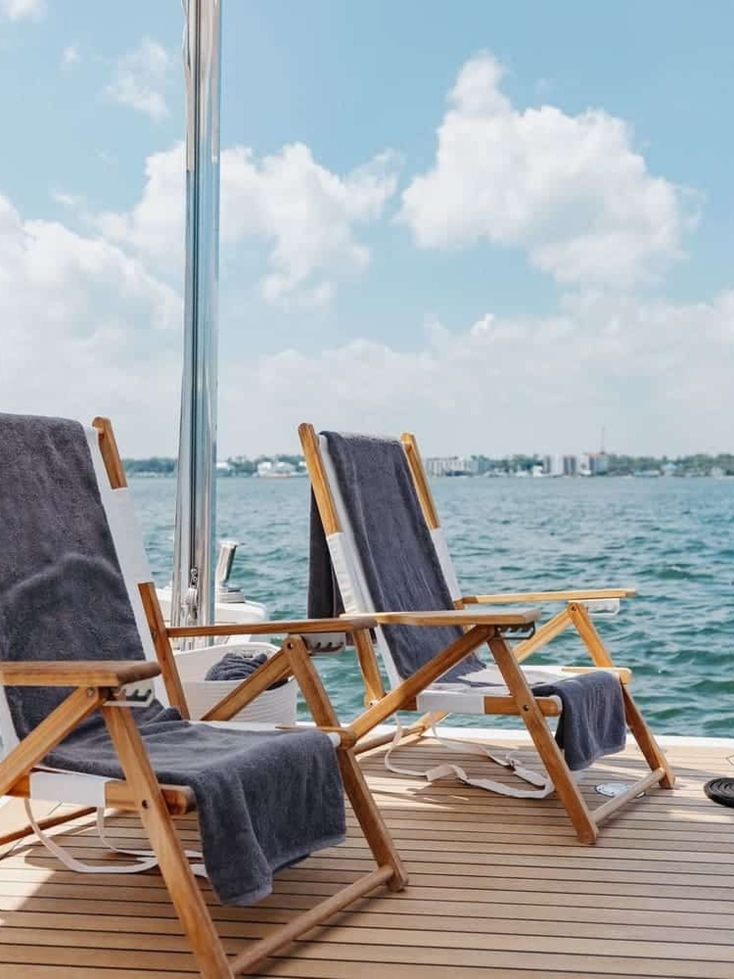 22 95' Benetti Delfino Bella Vita Luxury Miami Yacht Charter Rental Modern Elegance YachtLuxe Bimini The Bahamas-X3