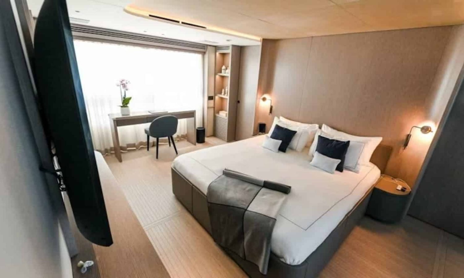 Bahamas 6 112' Ferretti