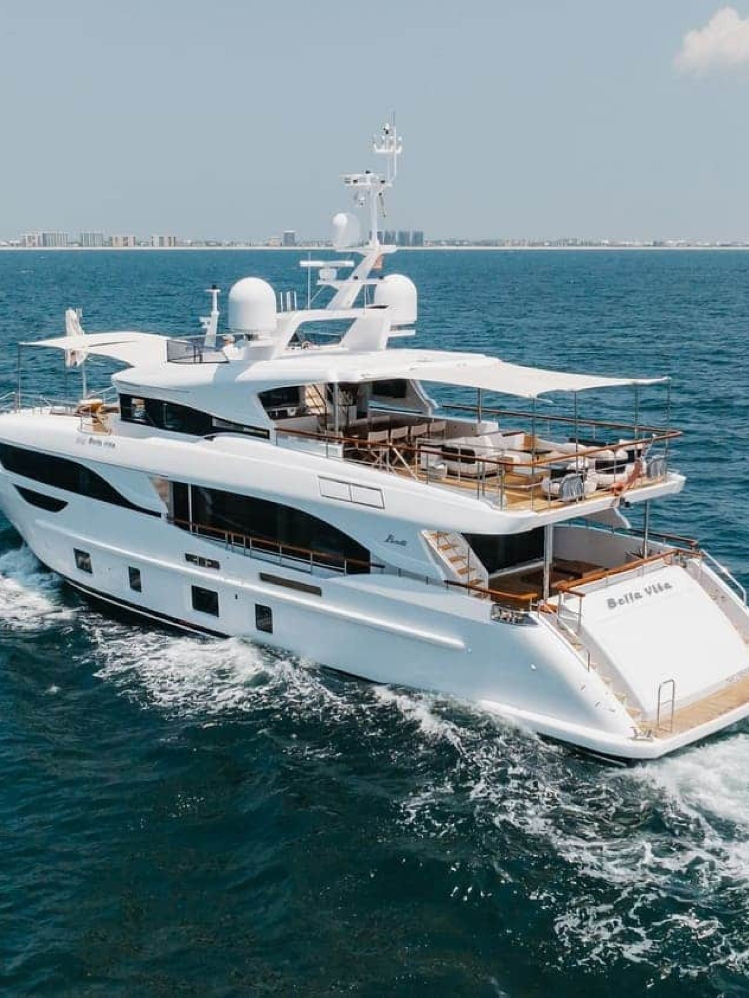 2a 95' Benetti Delfino Bella Vita Luxury Miami Yacht Charter Rental Modern Elegance YachtLuxe Bimini The Bahamas-X4