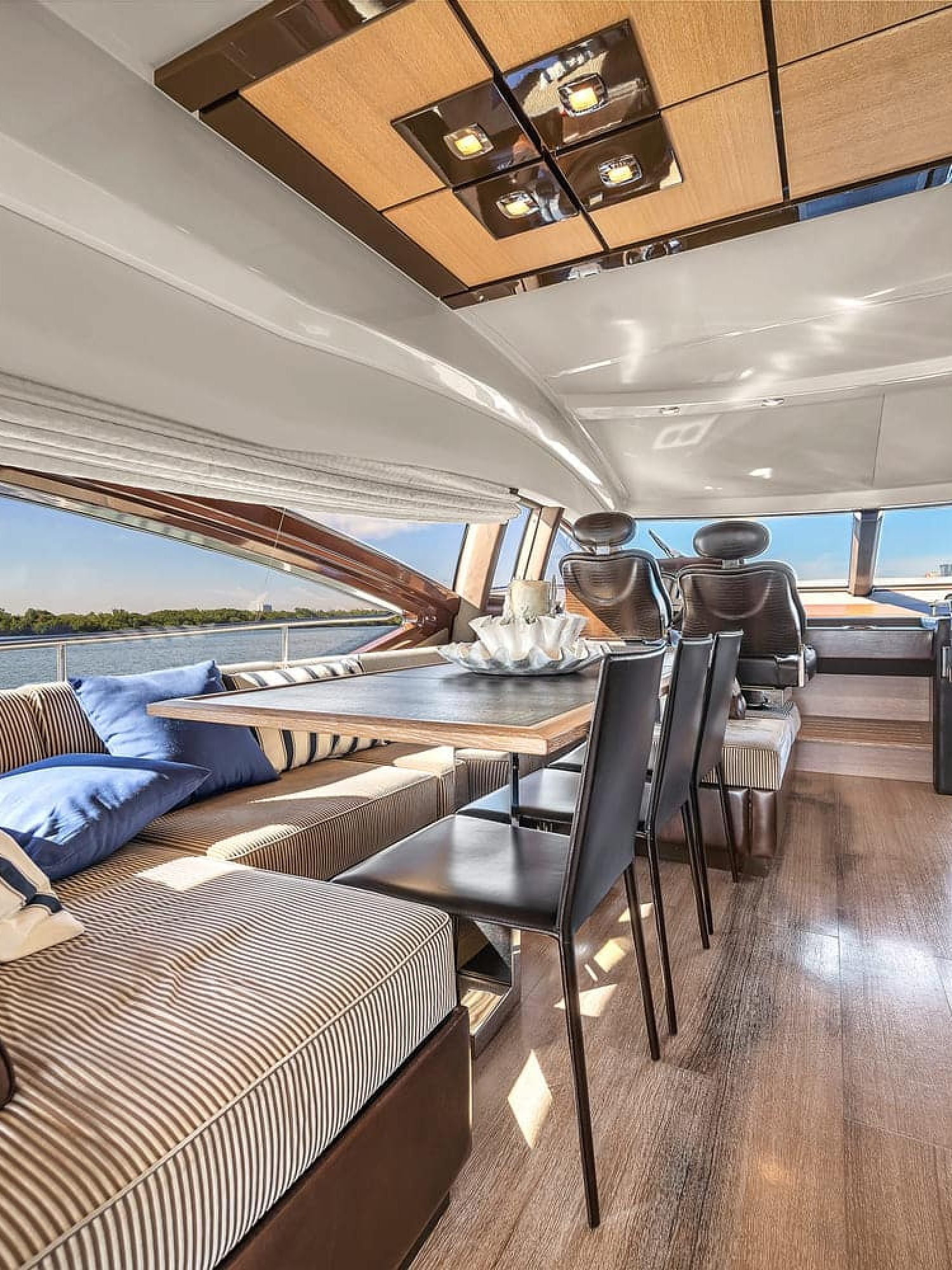 70' Azimut - Lupo 1 - 5