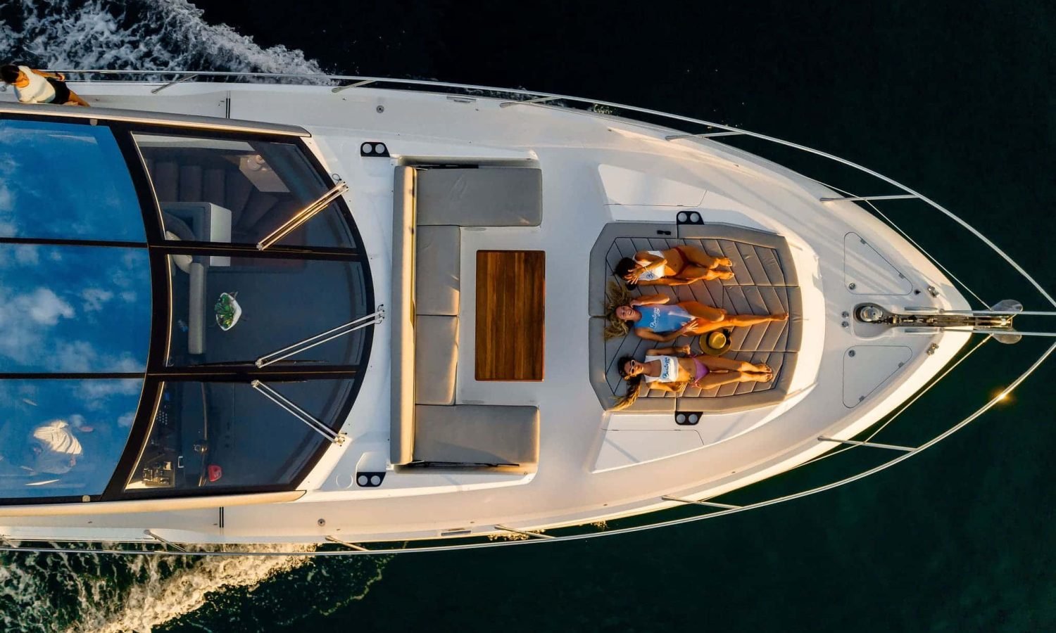 74_Sunseeker-BelowDeck-Drone-53