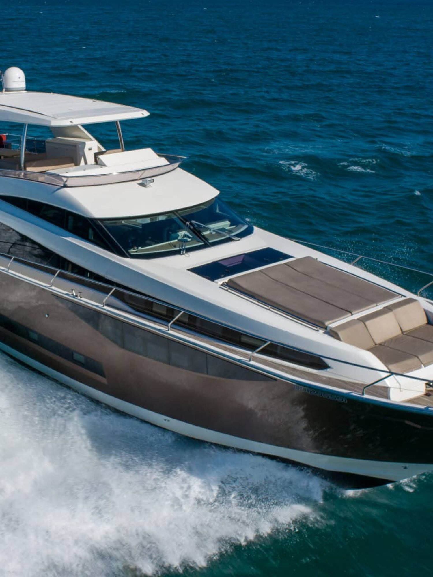 75' Prestige-Aerials-4