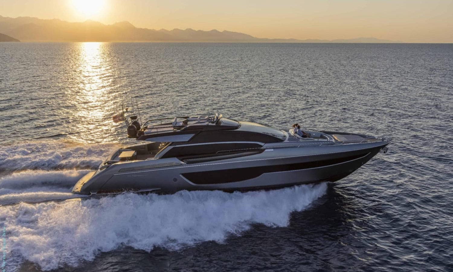 Miami 10 76_riva_1633622239401 (1)