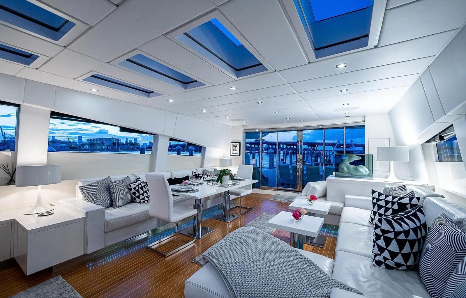 8052021_20211015165546306_1_XLARGE (2)