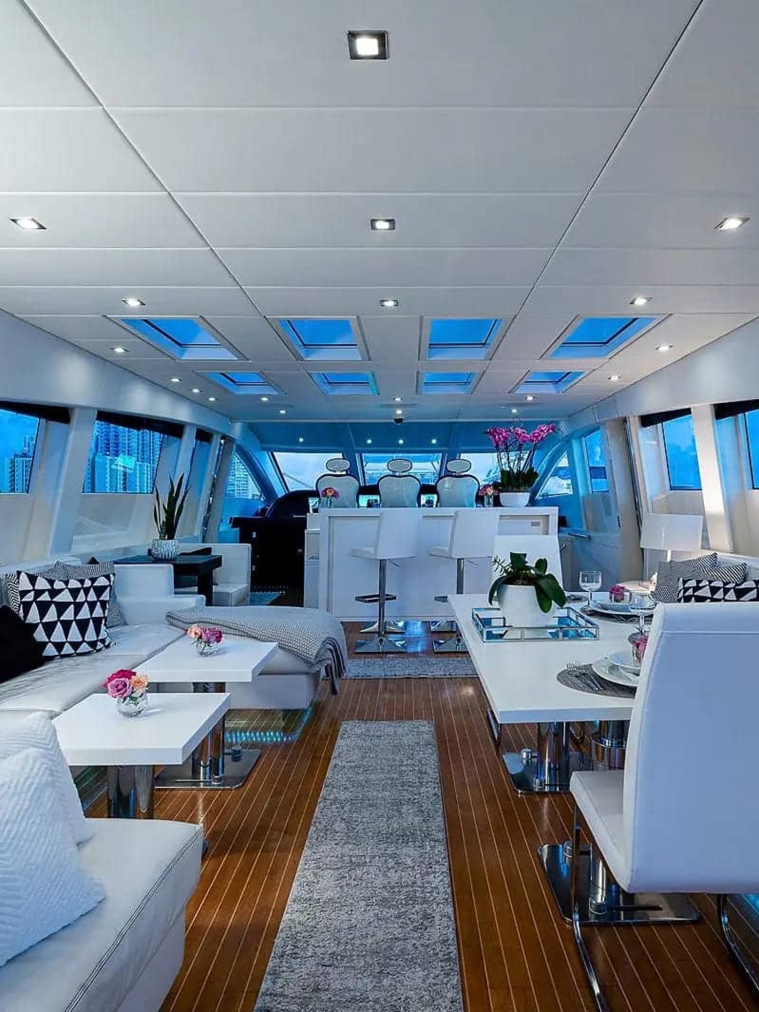 8052021_20211015171801074_1_XLARGE (1)