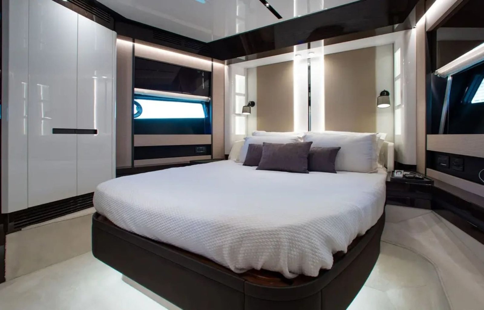 80_azimut_1708485312750