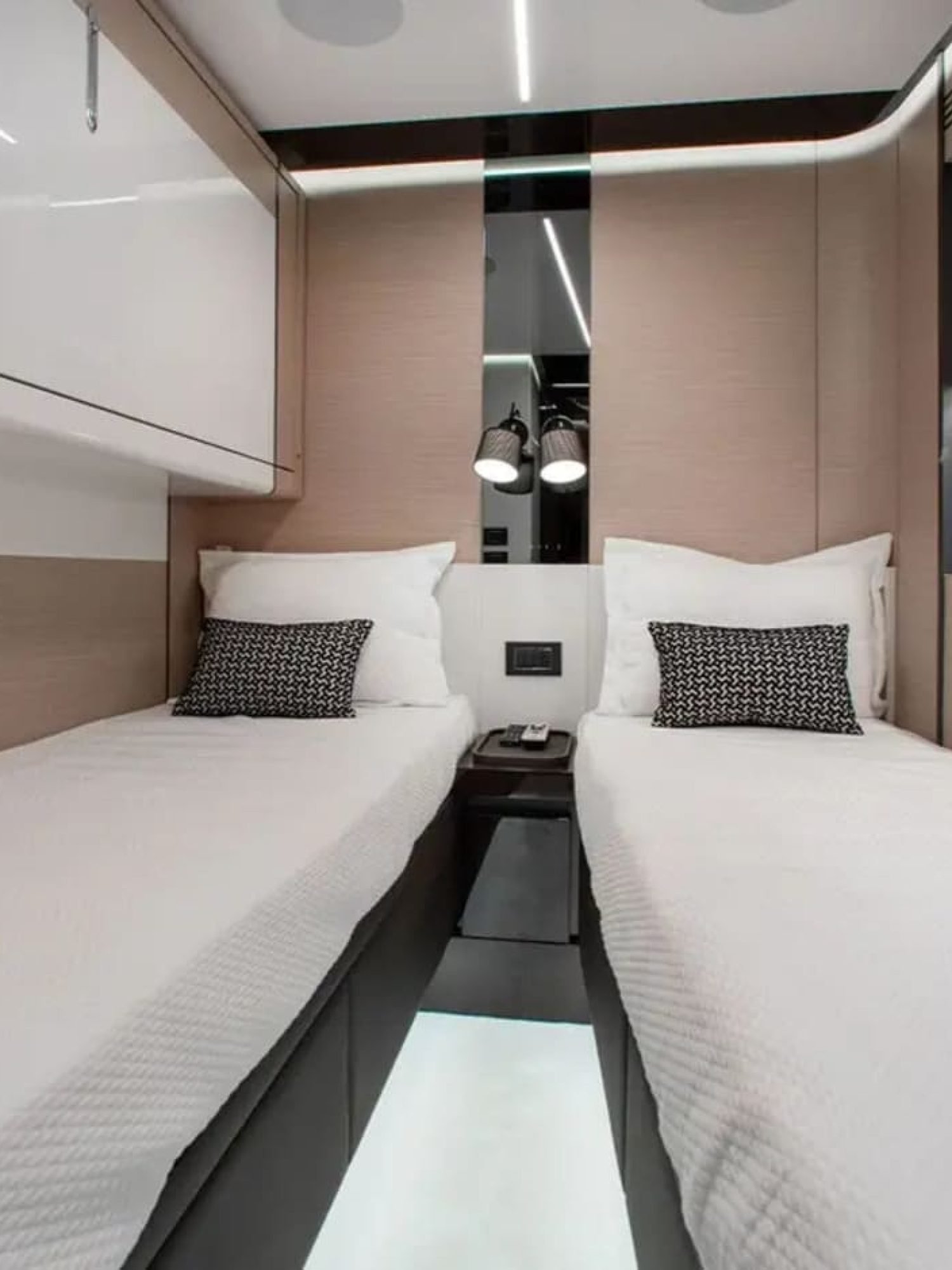 80_azimut_1708485312768