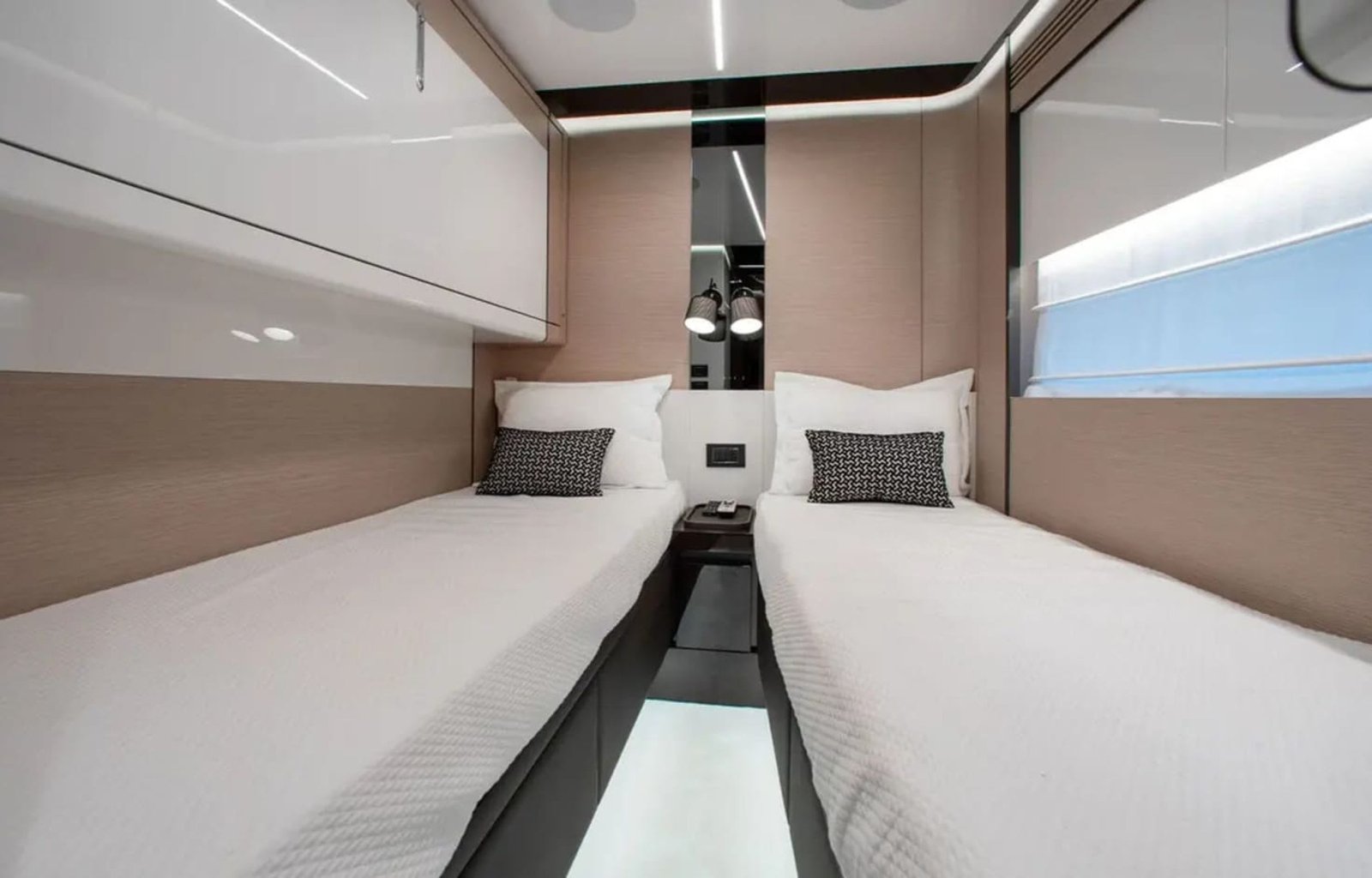 80_azimut_1708485312768