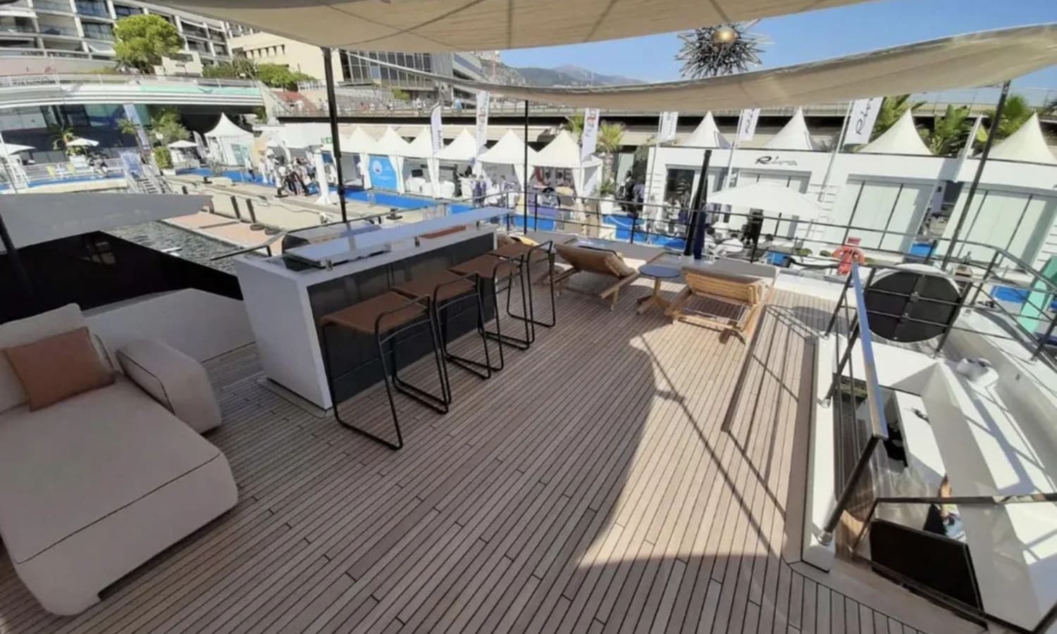 Another view of the luxurious interior of the 106' CUSTOM LINE yacht.