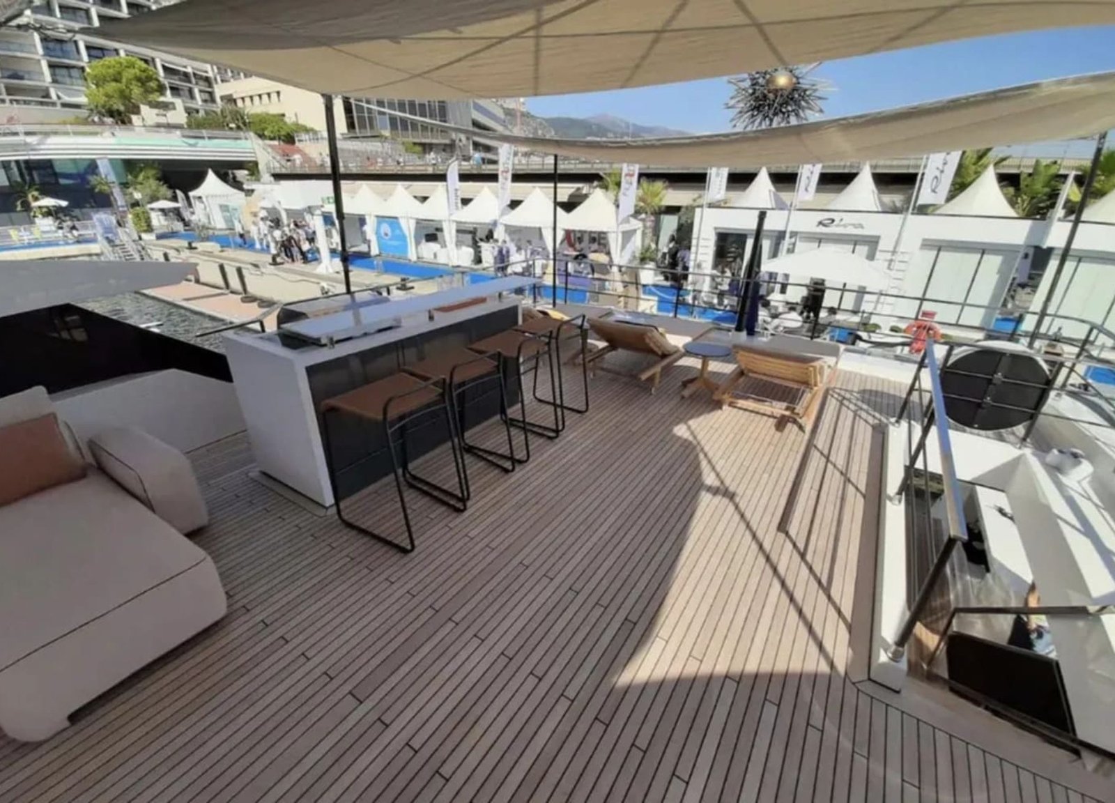 Another view of the luxurious interior of the 106' CUSTOM LINE yacht.