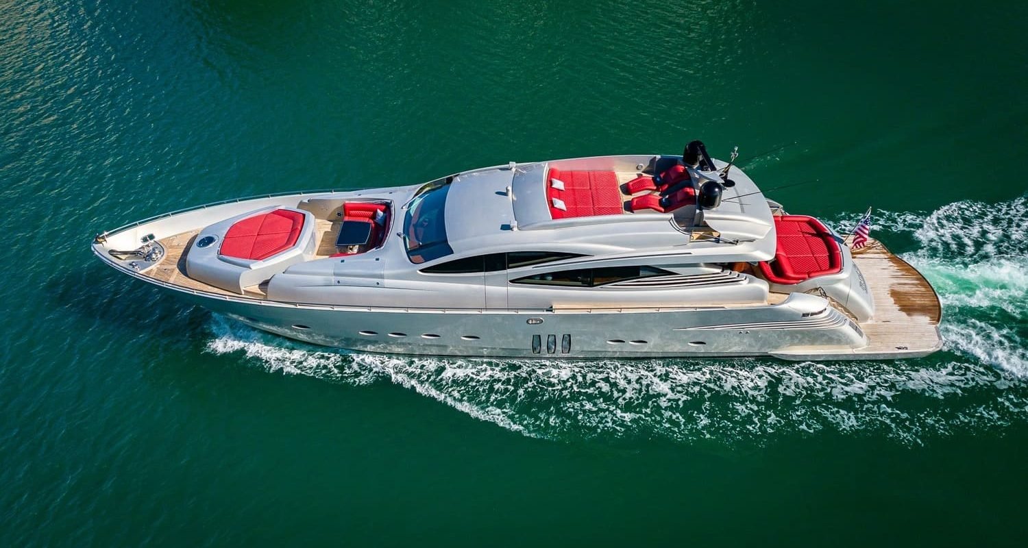 90' PERSHING REGAL Yacht - Front Exterior