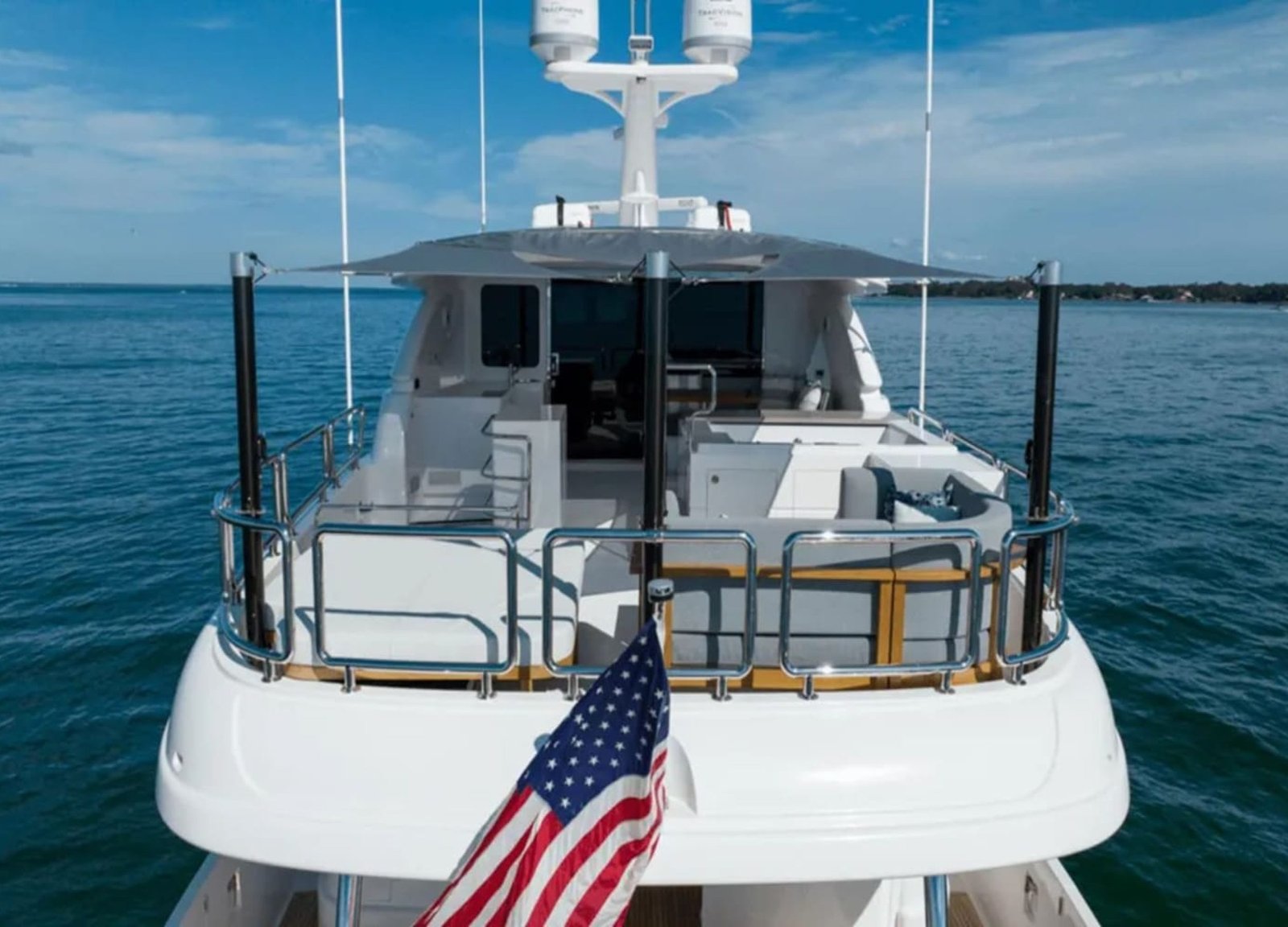 Close-up of a luxurious area on the 90' HORIZON yacht