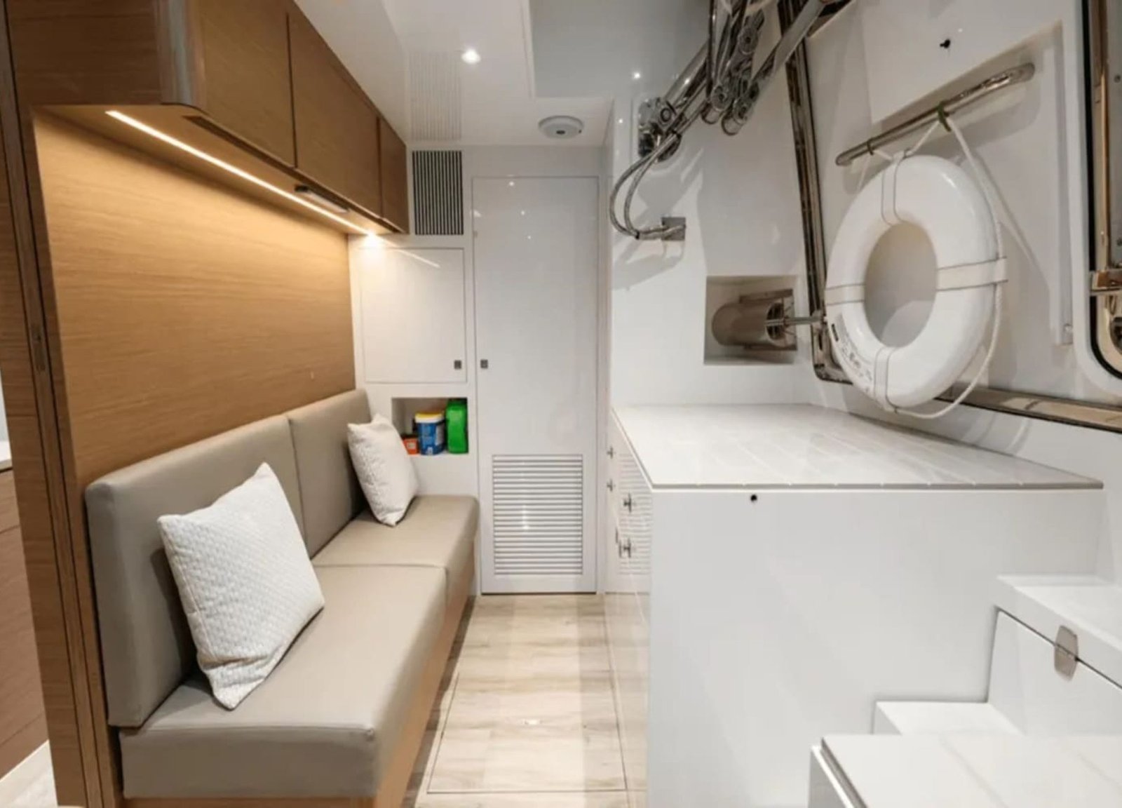 View of the lower deck on the 90' HORIZON yacht showcasing its spacious design