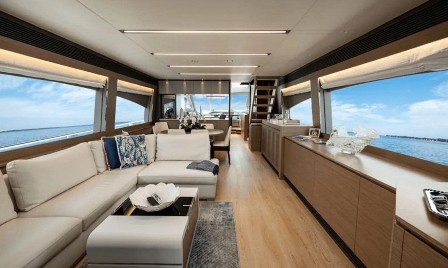 Luxurious interior lounge area with comfortable furniture on the 90' HORIZON yacht