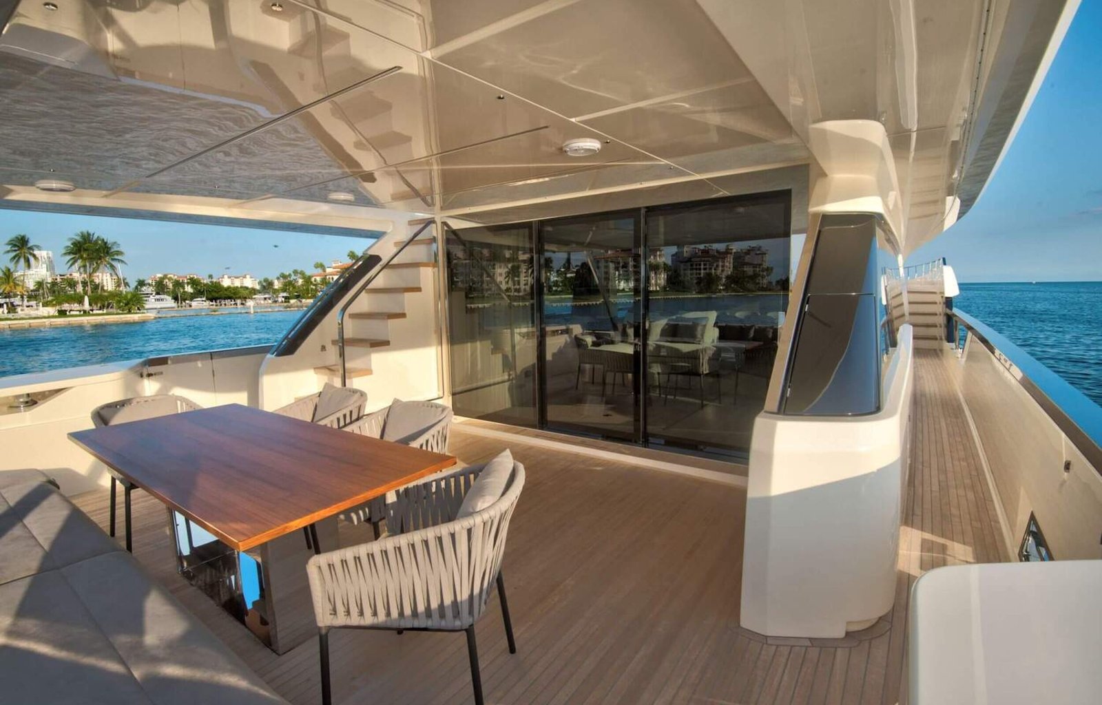 92' Ferretti 2020[2] (1)