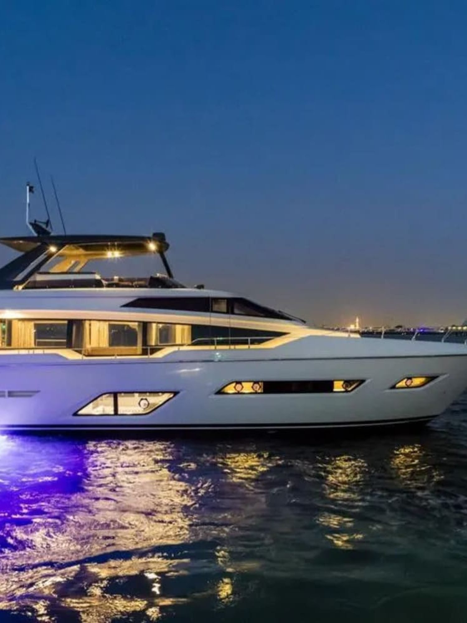 9289993_20240307070407957_1_XLARGE