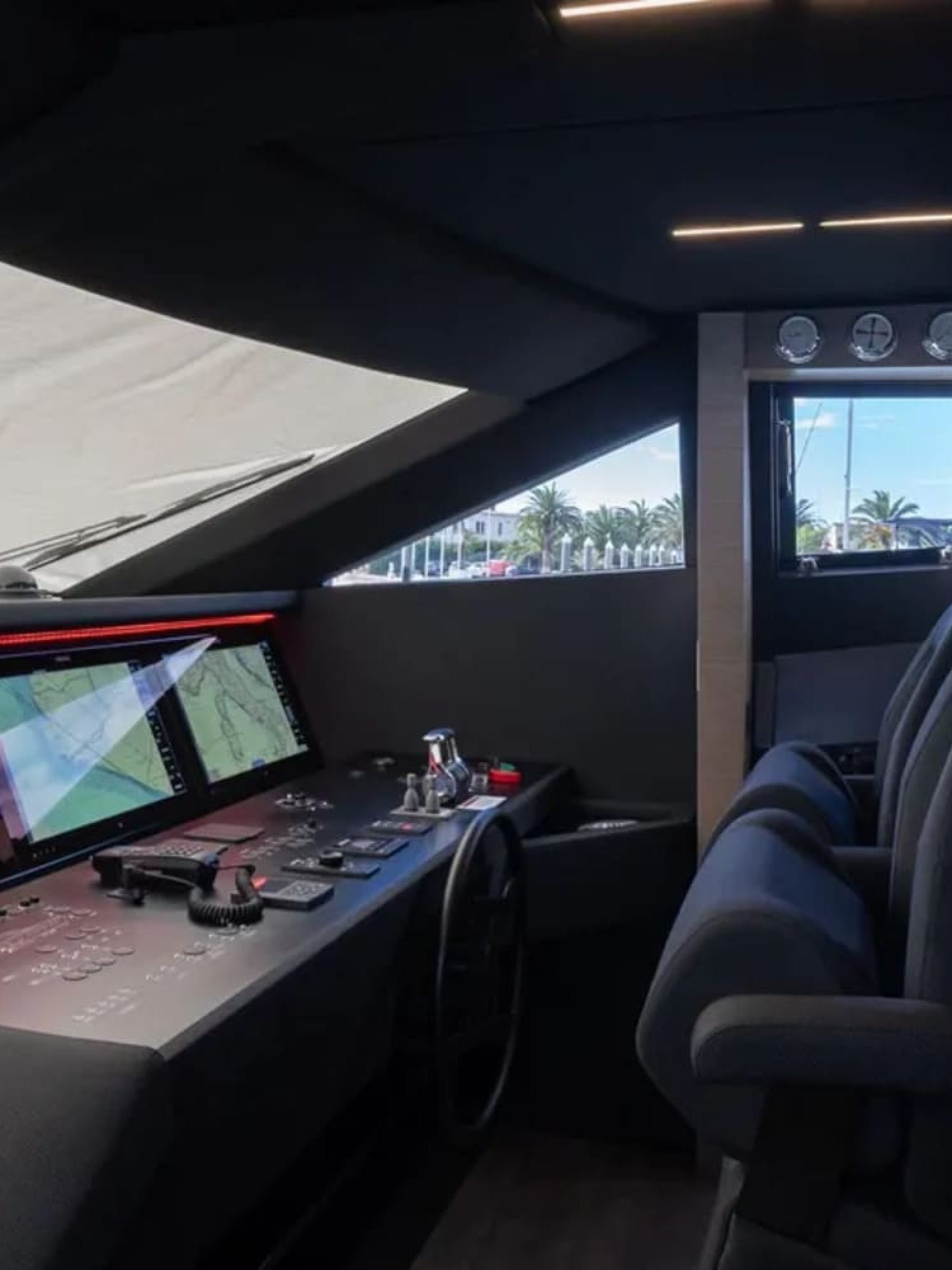 9289993_20240307070439233_1_XLARGE