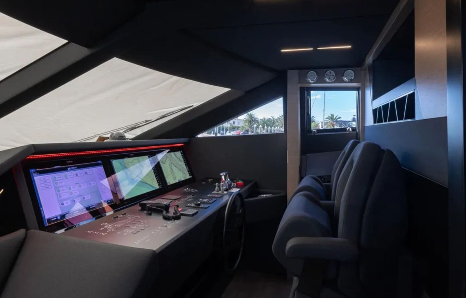 9289993_20240307070439233_1_XLARGE