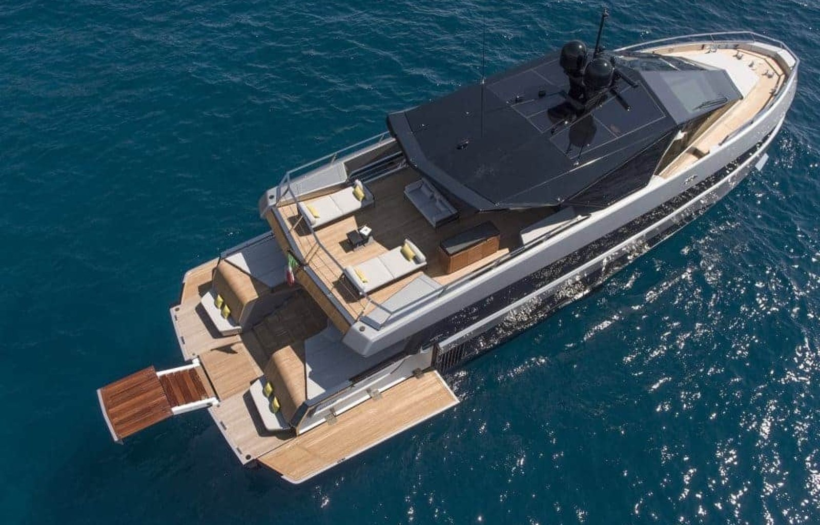 EXTERIOR 3 AZIMUT 200