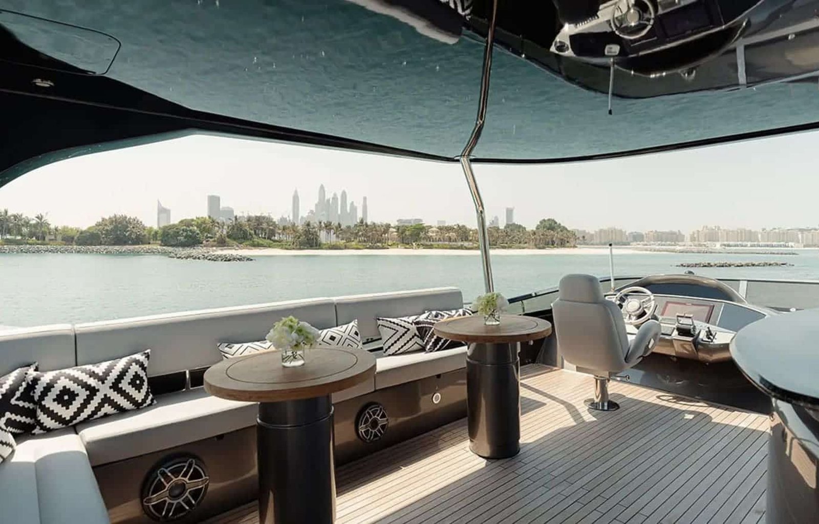 Comfortable indoor seating area of the 82' Sunseeker yacht, designed for relaxation and socializing.