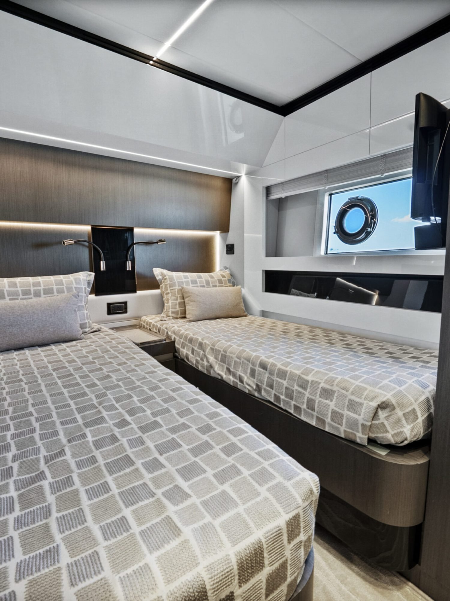 IYG, Azimut S7, Interiors, Print File-44