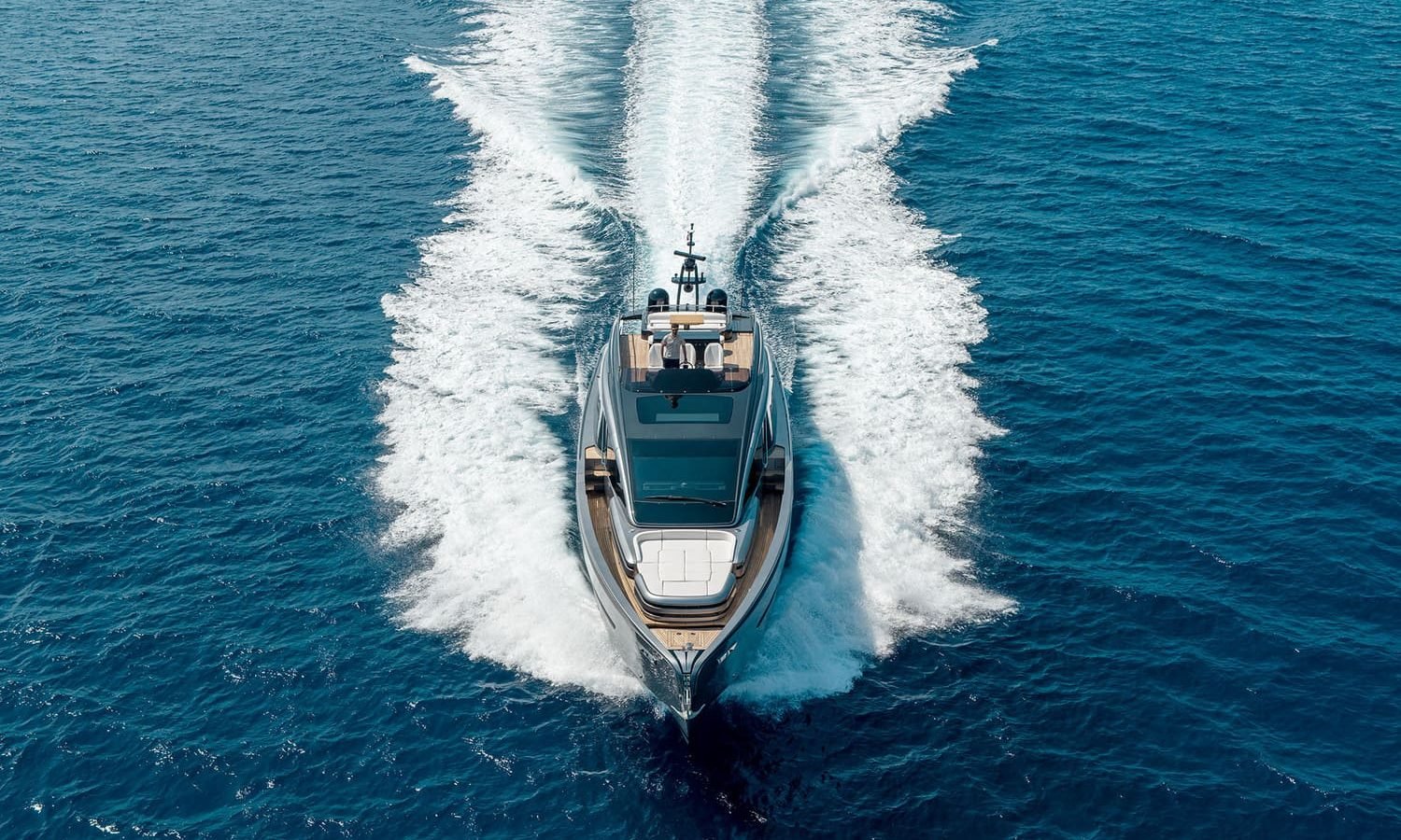 BUY OR SALE 14 Pershing 80GTX