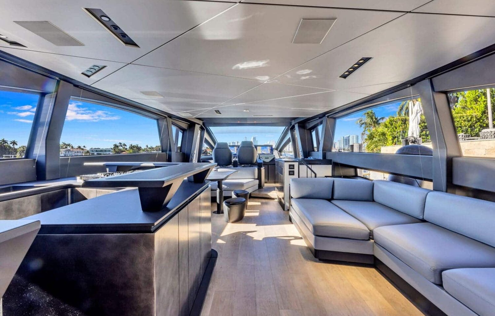 Pershing 80GTX
