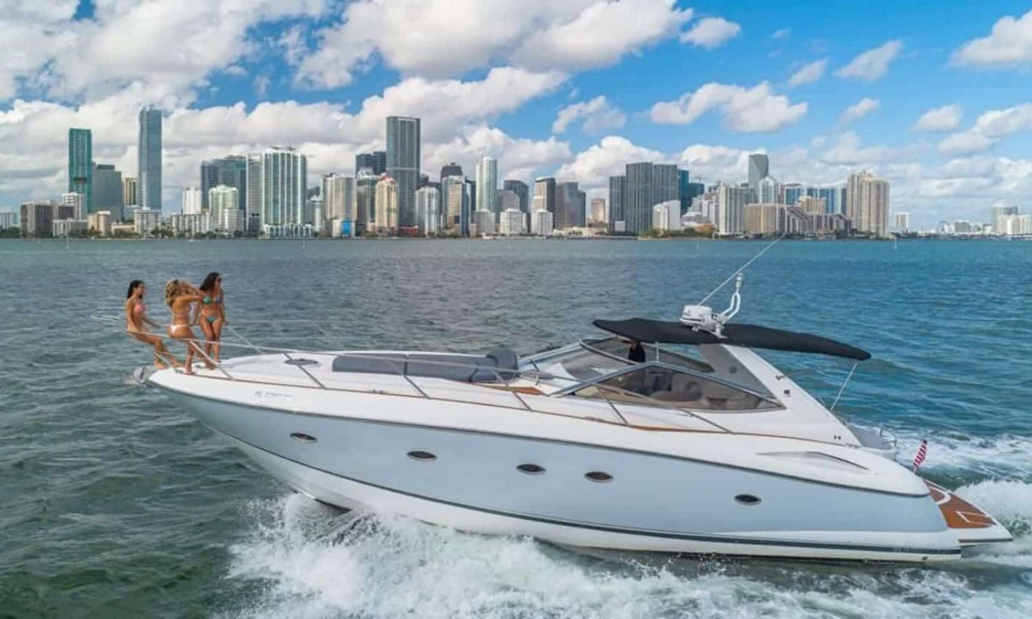 Miami 28 48' Sunseeker