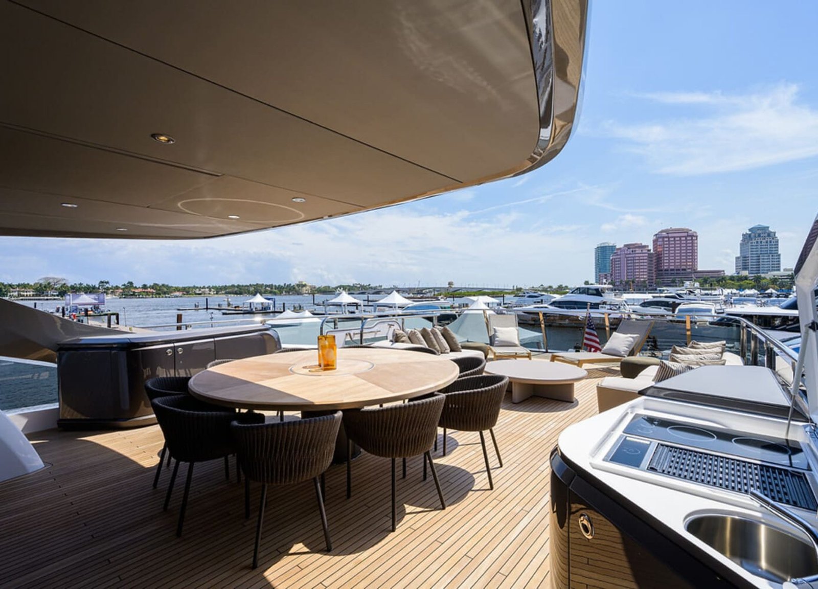 Spacious outdoor dining area on the 100' PRINCESS X95 yacht, perfect for enjoying the views and outdoor moments.