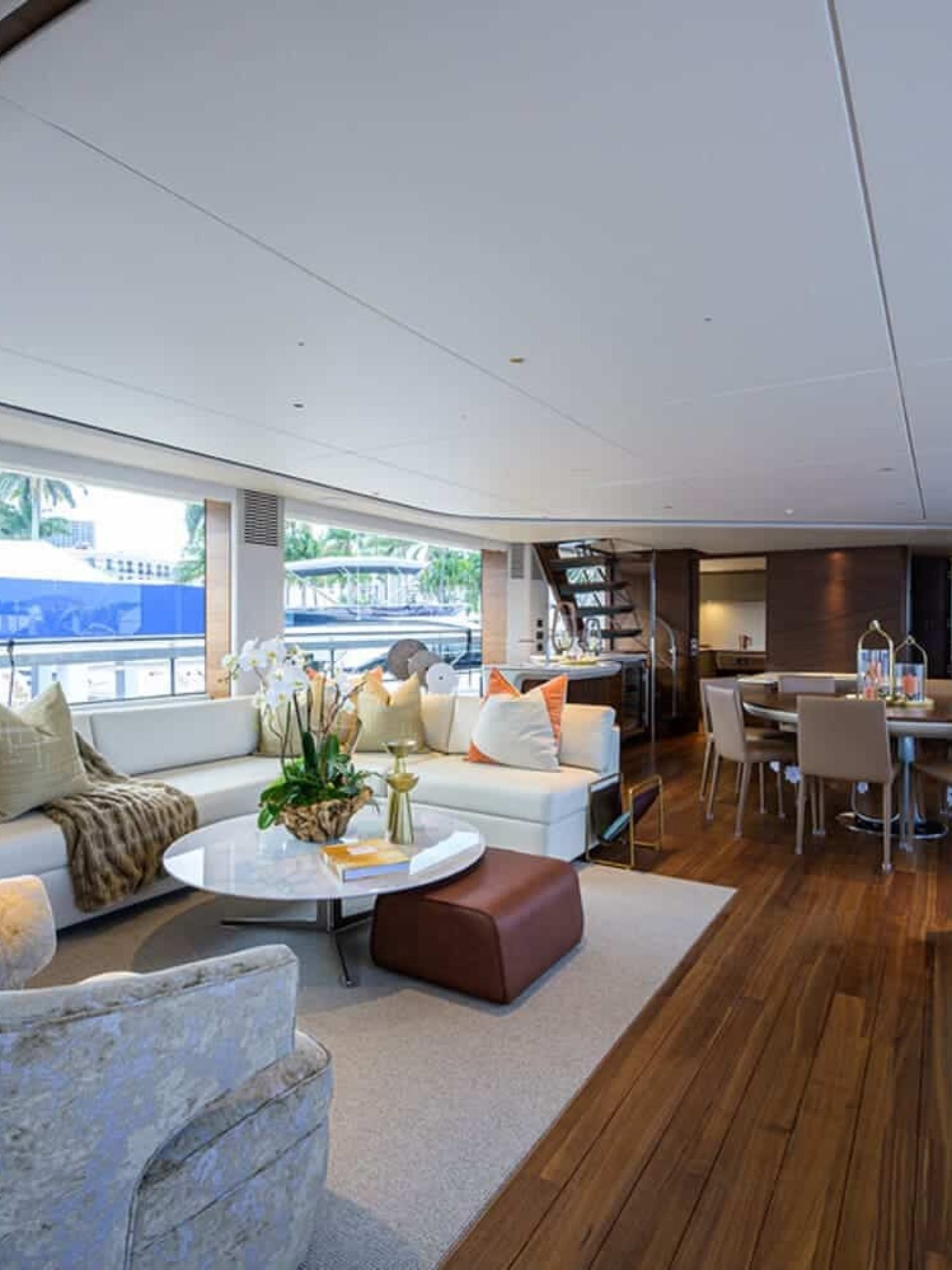 Luxurious and modern interior design of the 100' PRINCESS X95 yacht, with high-end finishes.
