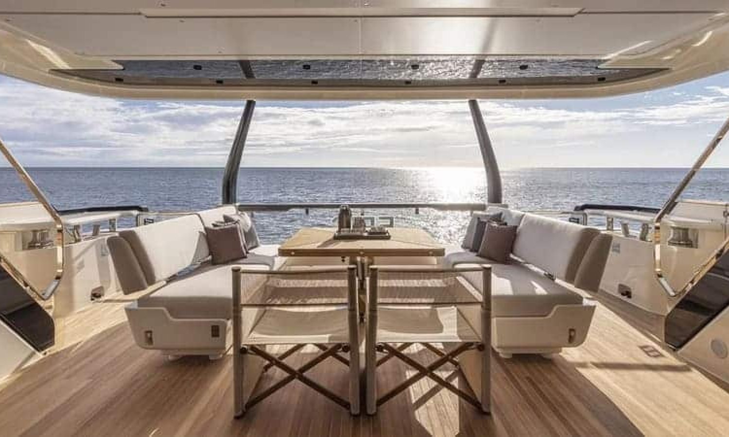 Bahamas 2 100' Ferreti