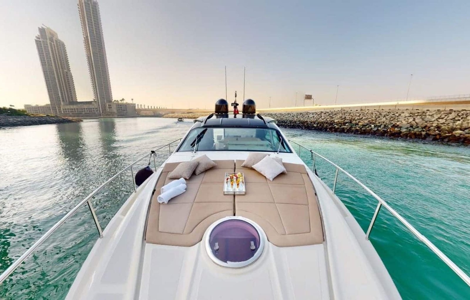 pershing-5x-pearl-white_2018_9e7472cf838ad215e0d4b654bdd3dddd_3_11zon