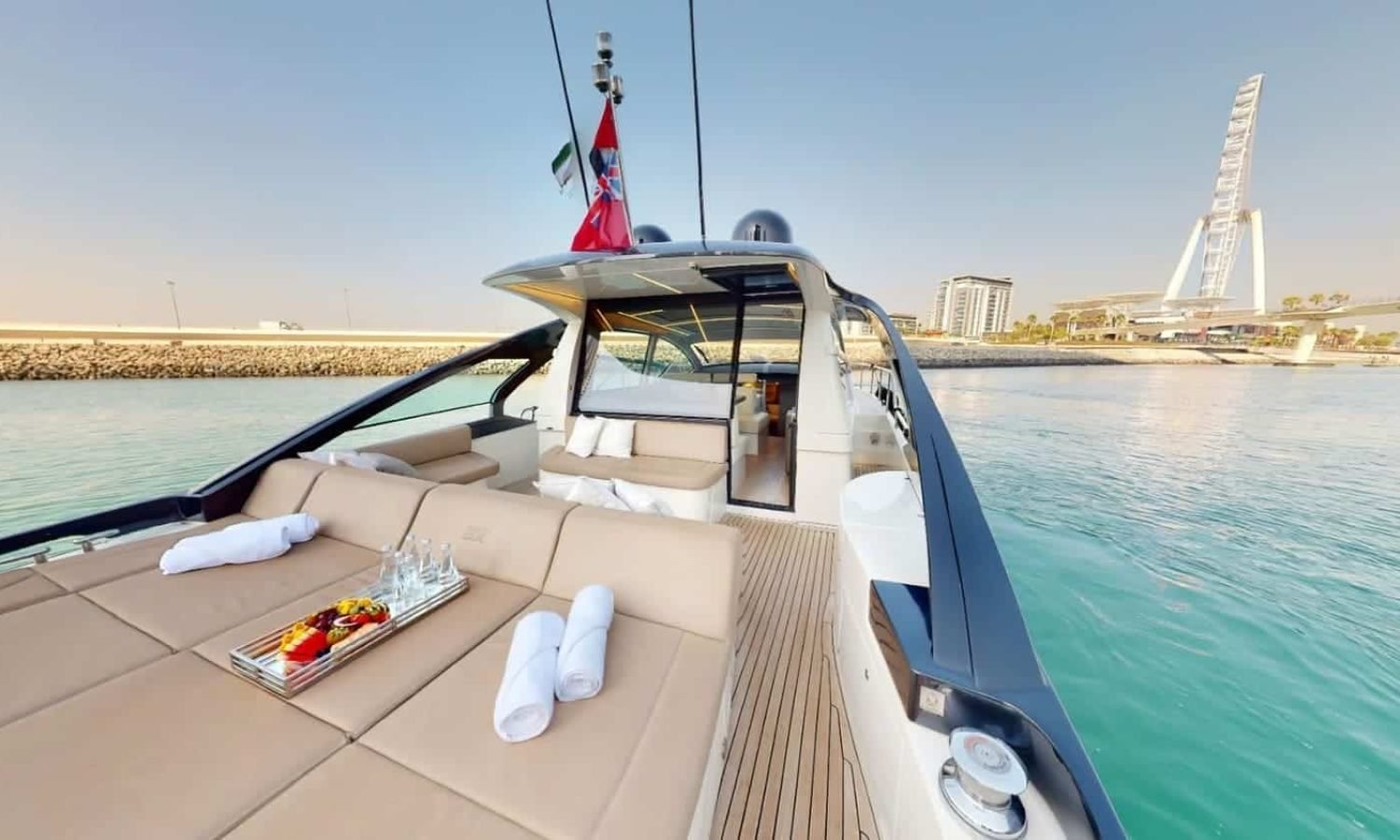 Dubai 3 52' Pershing 3